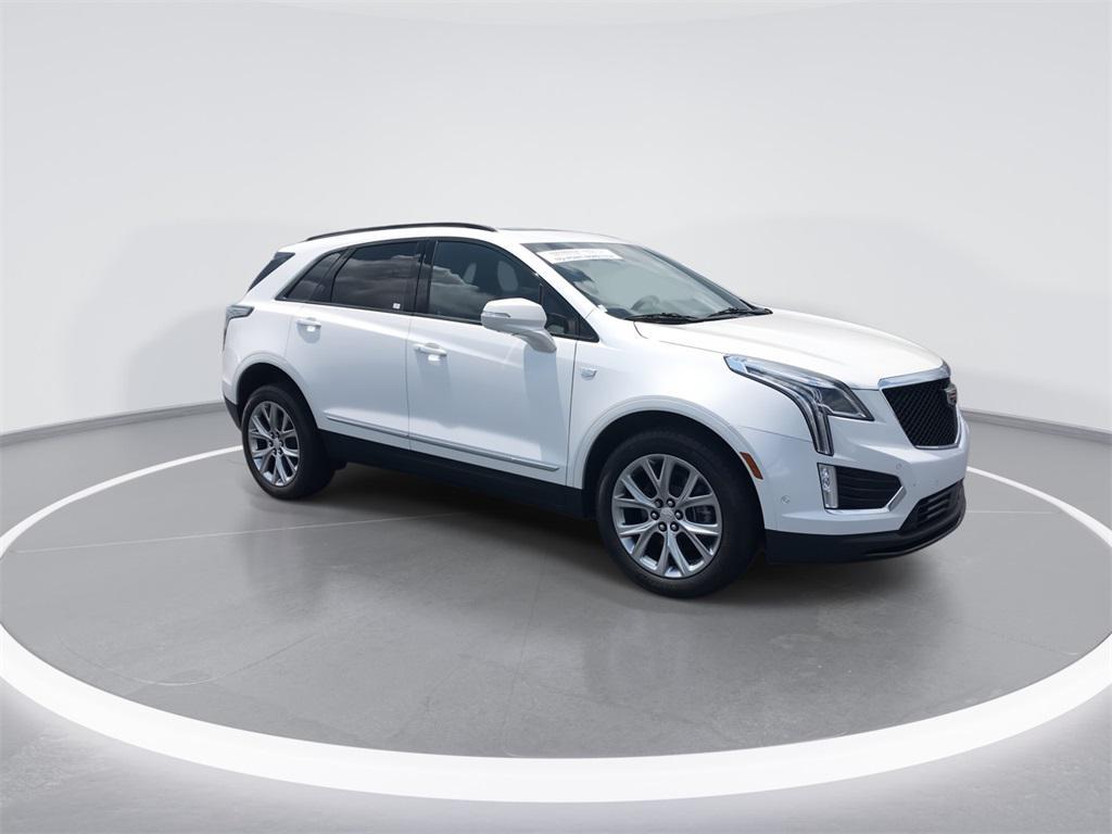 used 2021 Cadillac XT5 car, priced at $31,455