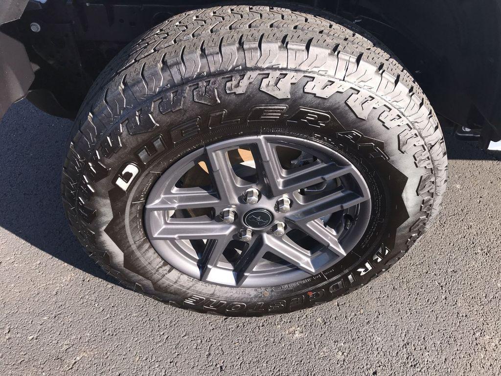 new 2026 Jeep Gladiator car, priced at $48,364