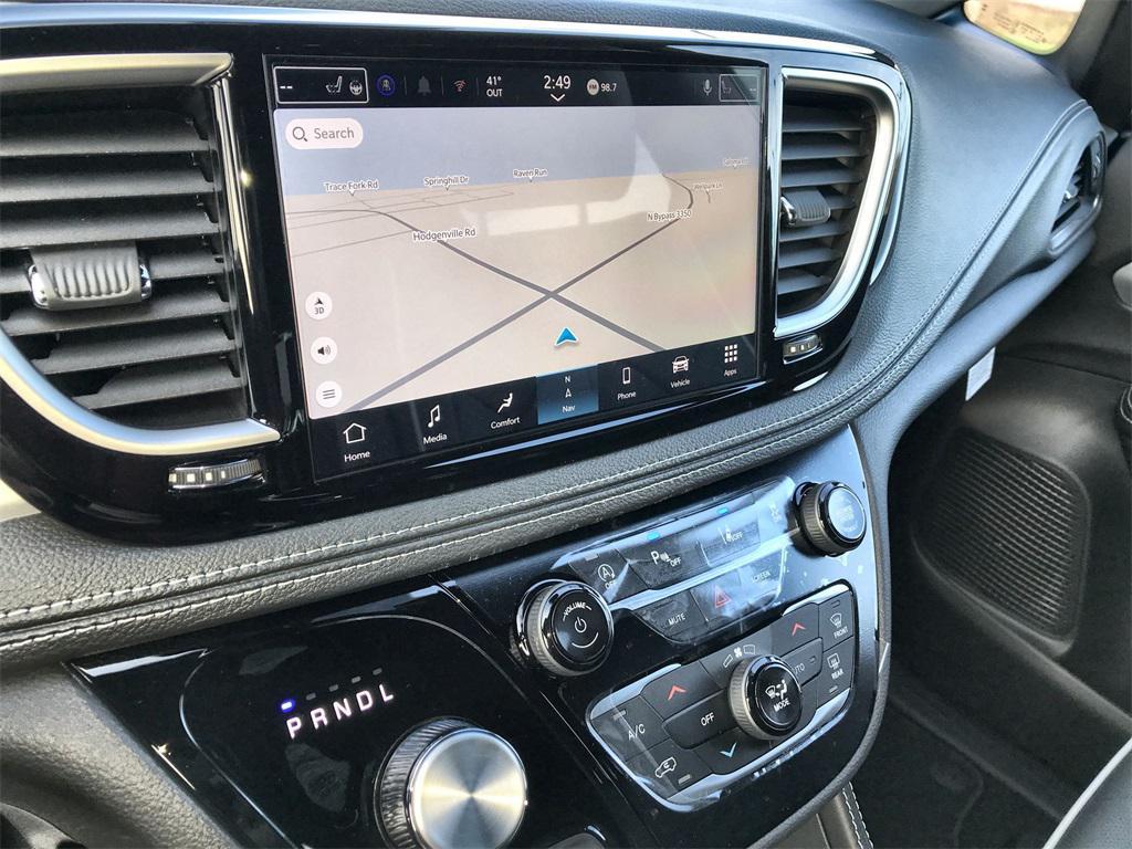 new 2026 Chrysler Pacifica car, priced at $53,235