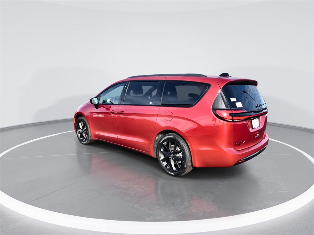 new 2026 Chrysler Pacifica car, priced at $53,235