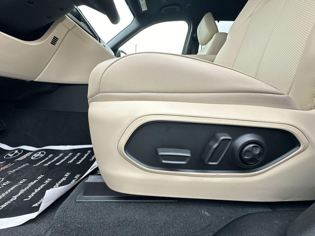 new 2024 Jeep Grand Cherokee 4xe car, priced at $60,492