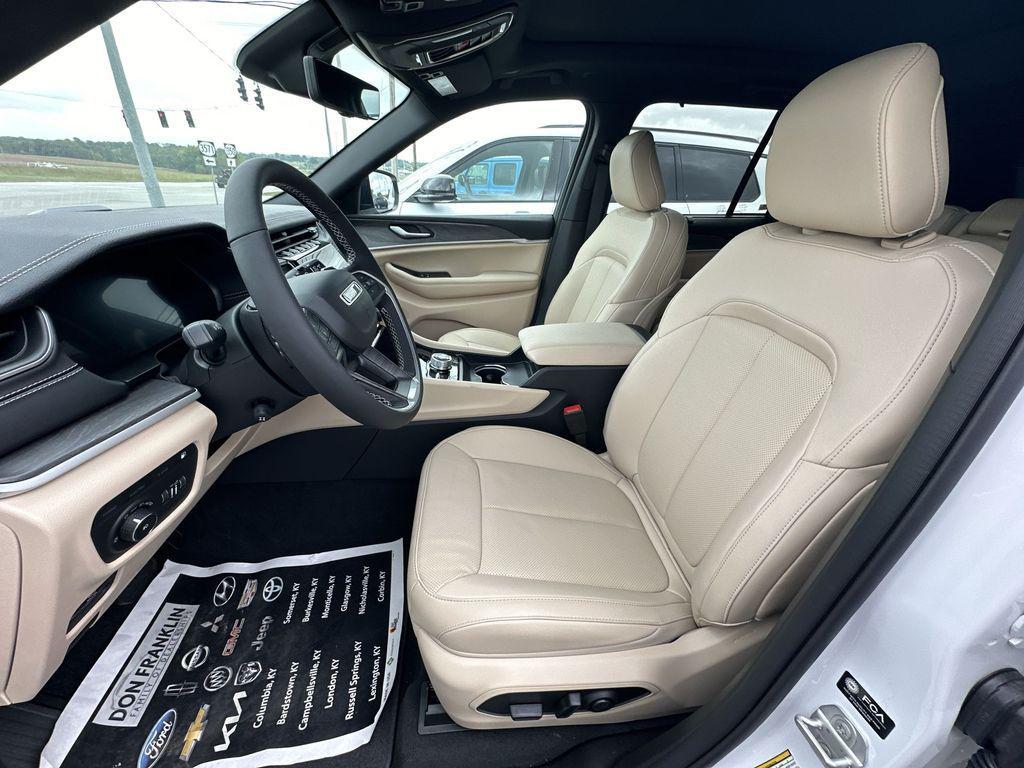 new 2024 Jeep Grand Cherokee 4xe car, priced at $60,492