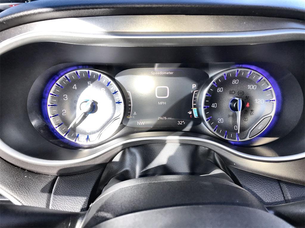 used 2024 Chrysler Pacifica car, priced at $35,851