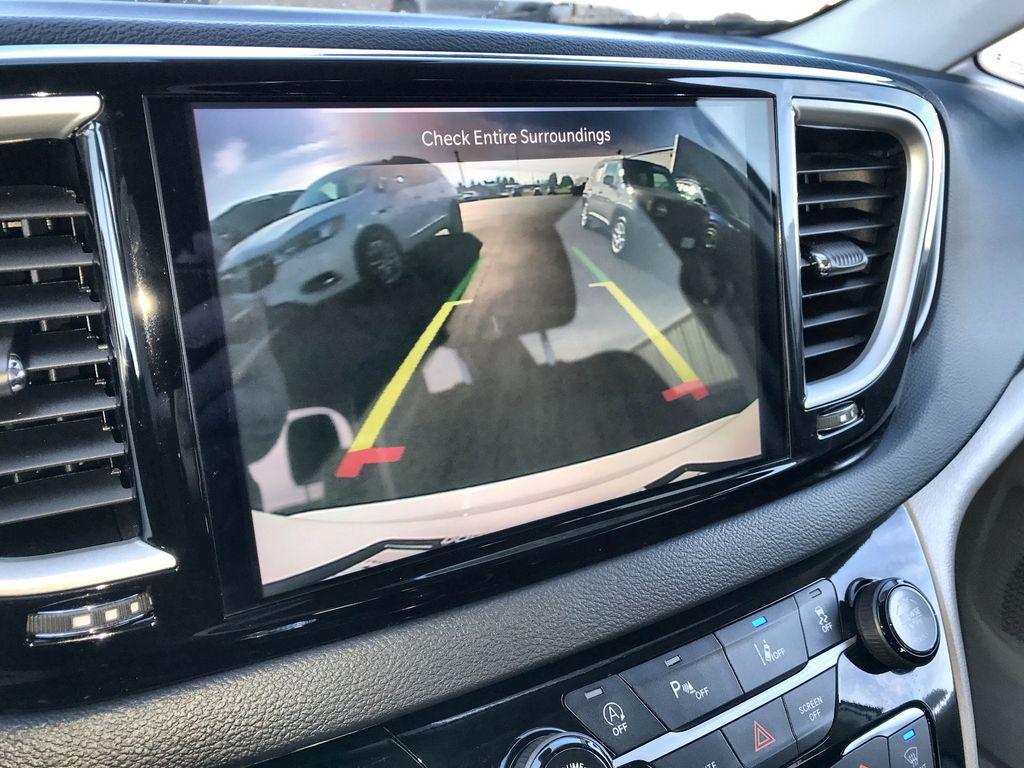 used 2024 Chrysler Pacifica car, priced at $35,851