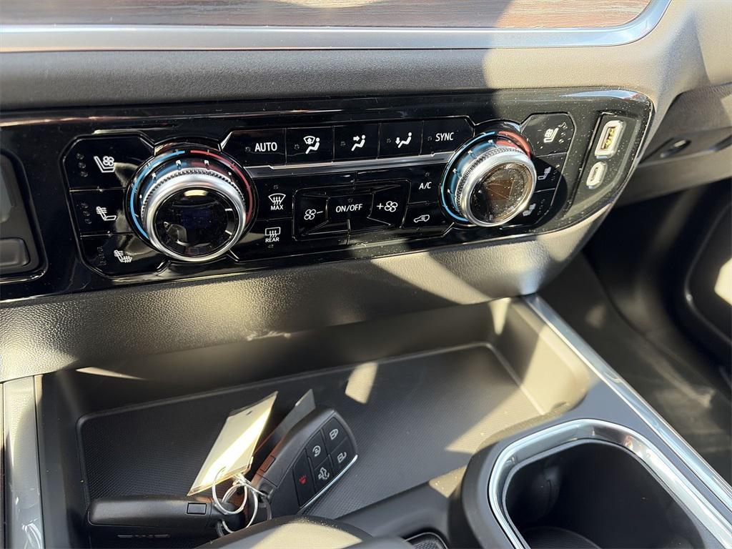 new 2026 GMC Sierra 1500 car, priced at $62,689