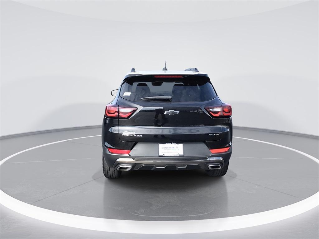 used 2024 Chevrolet TrailBlazer car, priced at $23,748