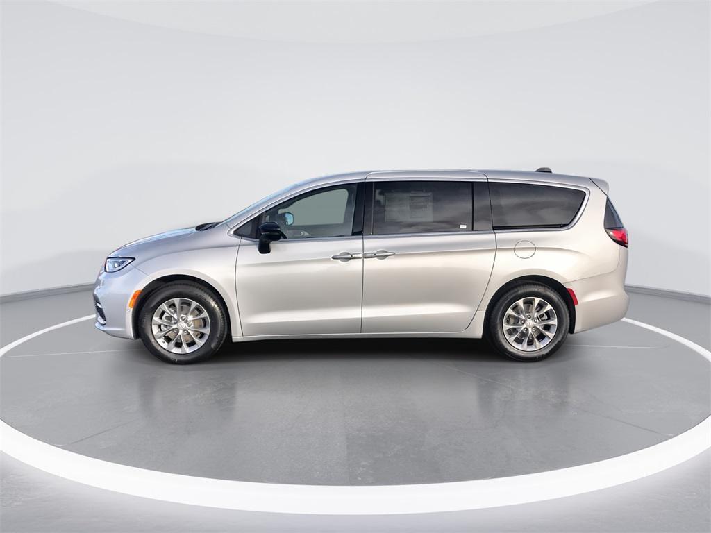 new 2026 Chrysler Pacifica car, priced at $51,619