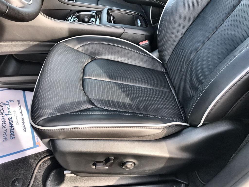 new 2026 Chrysler Pacifica car, priced at $51,619