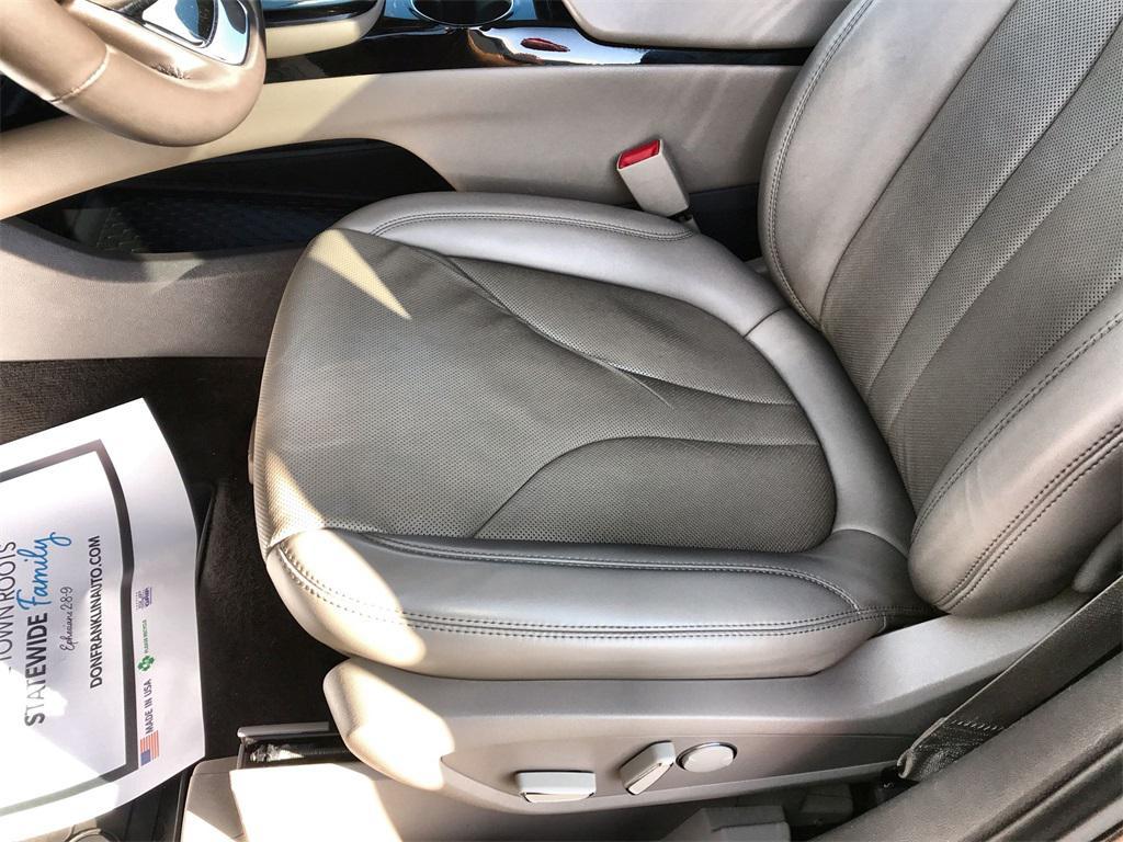 used 2022 Lincoln Nautilus car, priced at $39,500