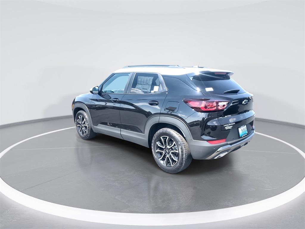 new 2025 Chevrolet TrailBlazer car, priced at $29,257