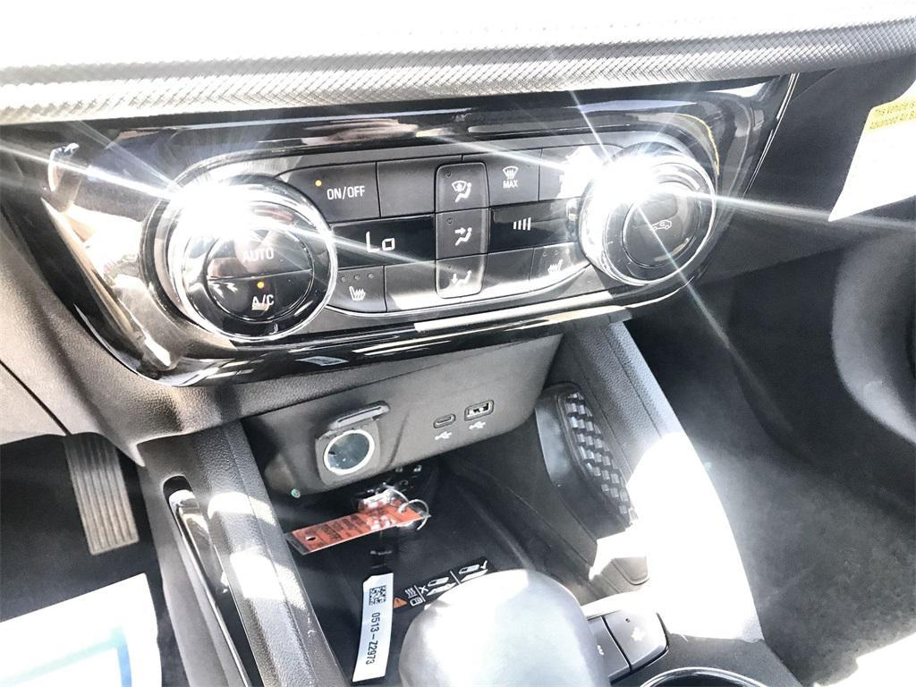 new 2025 Chevrolet TrailBlazer car, priced at $29,257