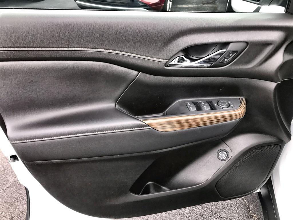 used 2023 GMC Acadia car, priced at $28,888