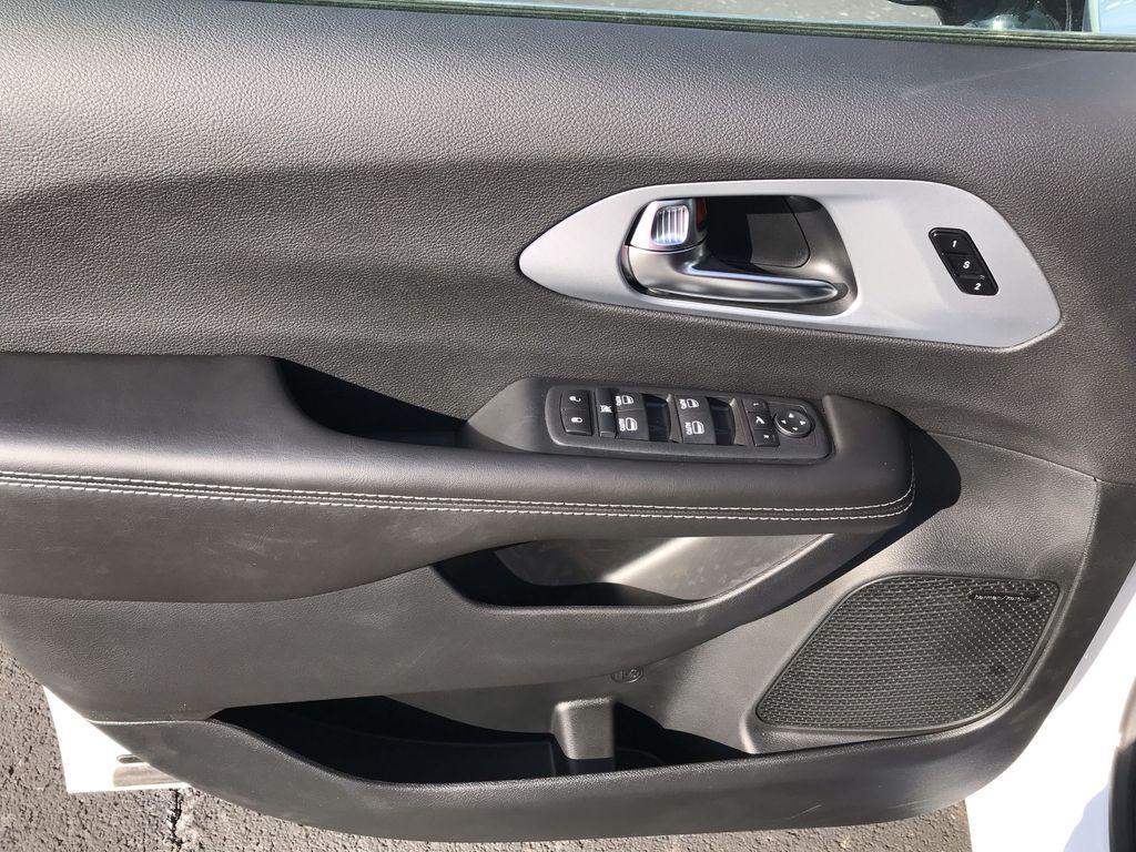 new 2026 Chrysler Pacifica car, priced at $53,505