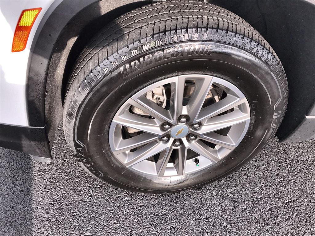 used 2023 Chevrolet Traverse car, priced at $31,855