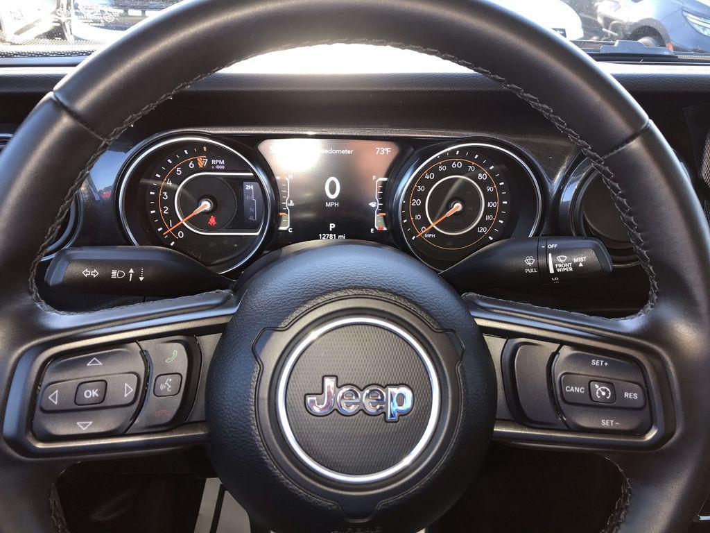 used 2022 Jeep Gladiator car, priced at $34,960