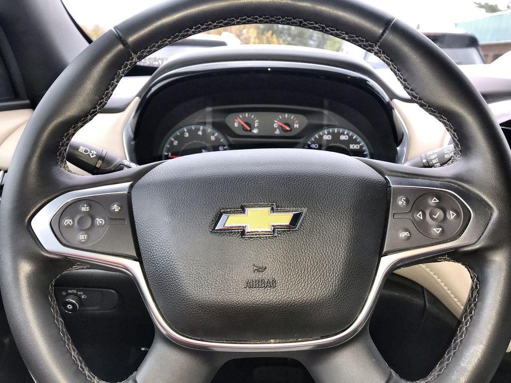 used 2023 Chevrolet Traverse car, priced at $27,926