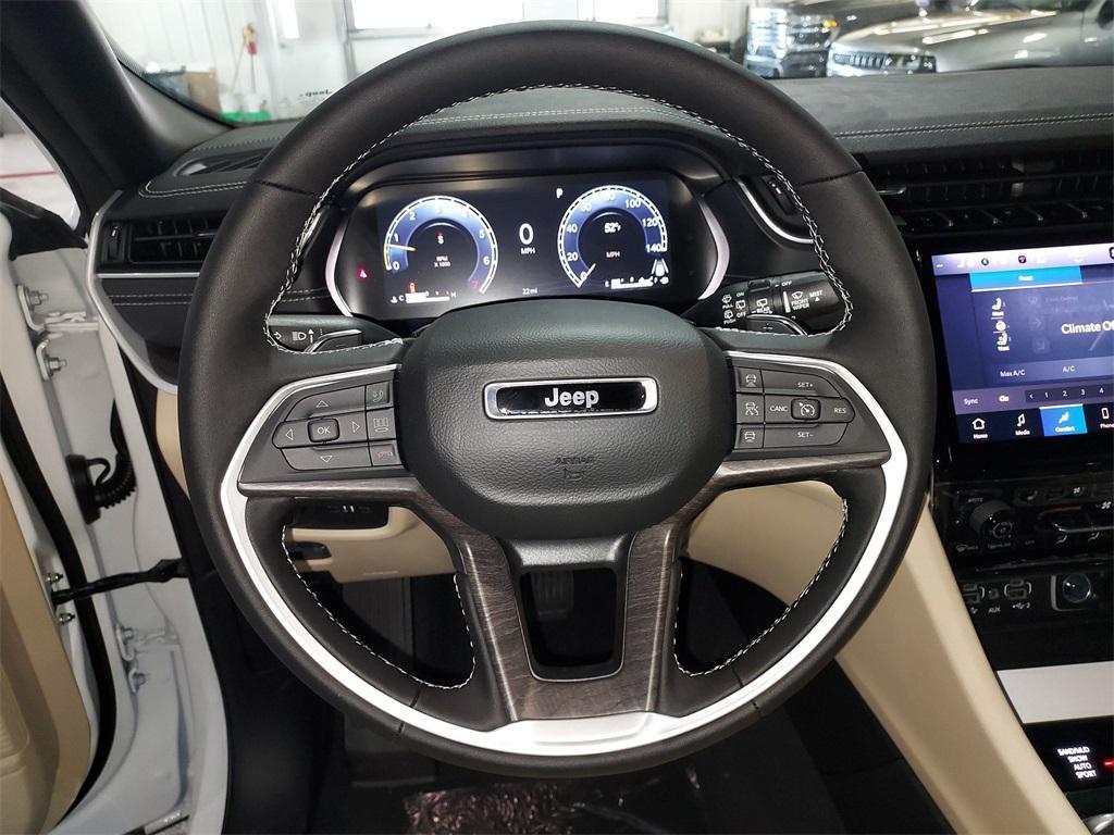 new 2025 Jeep Grand Cherokee L car, priced at $51,947