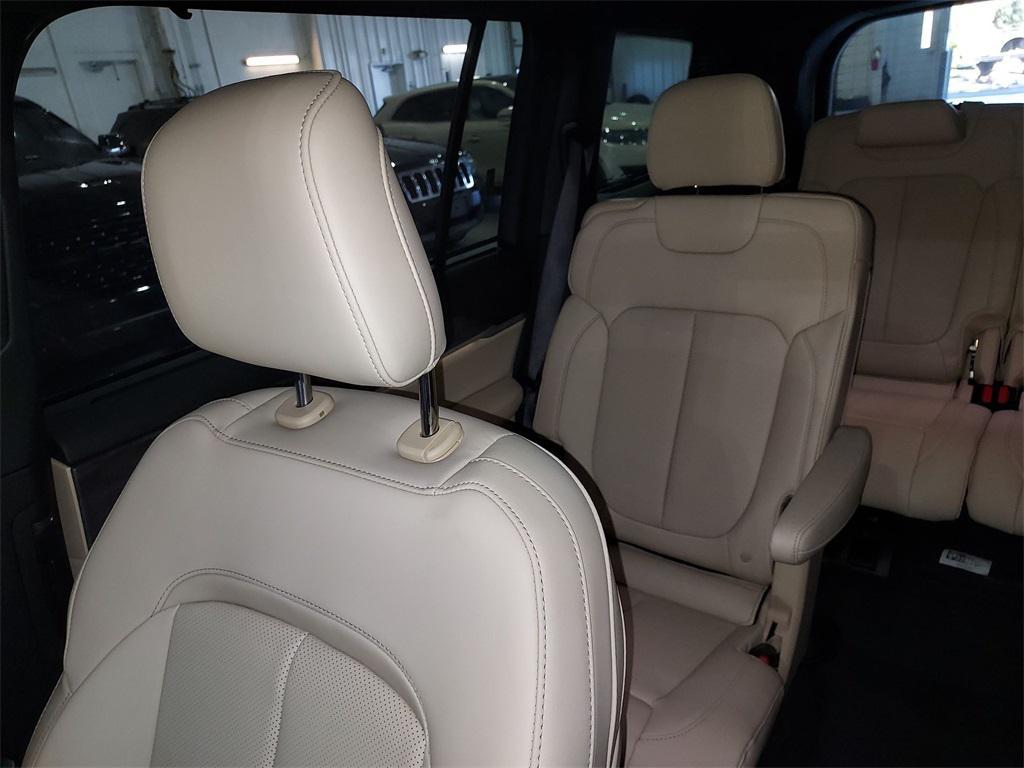 new 2025 Jeep Grand Cherokee L car, priced at $51,947