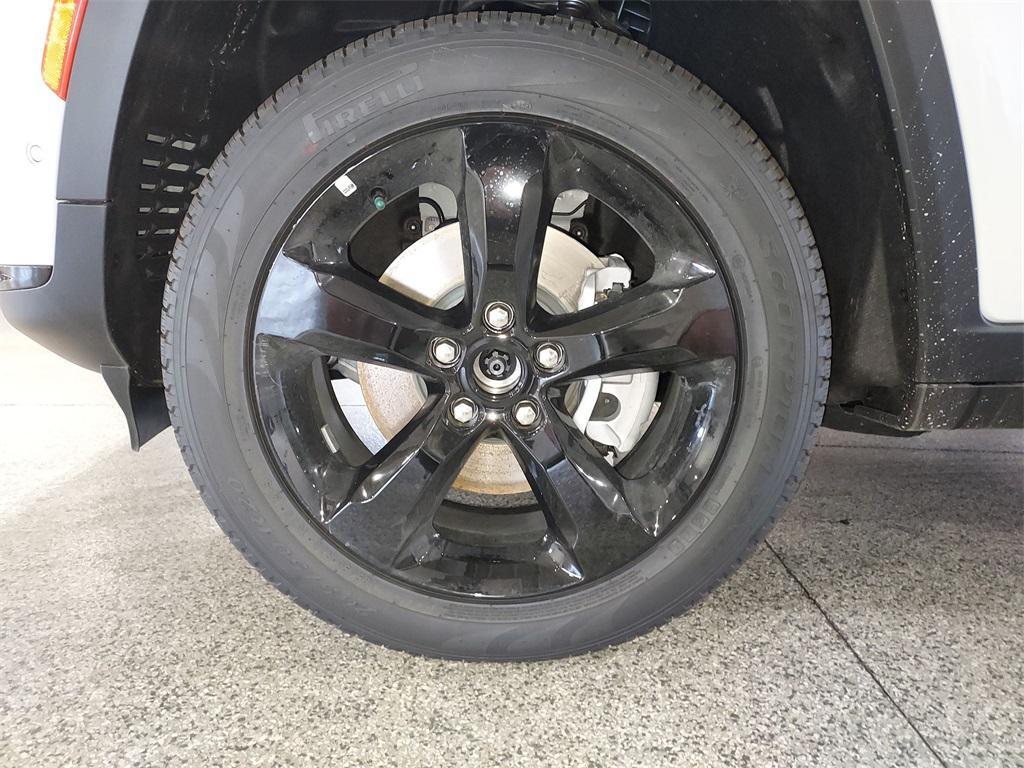 new 2025 Jeep Grand Cherokee L car, priced at $51,947