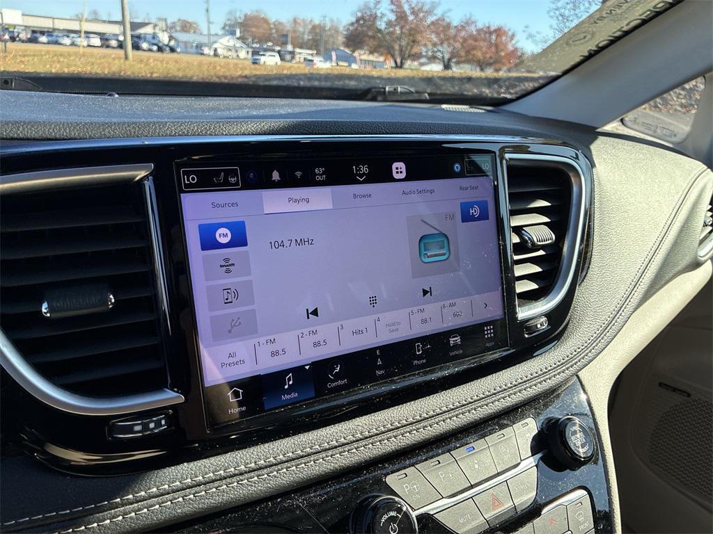 used 2022 Chrysler Pacifica car, priced at $28,845