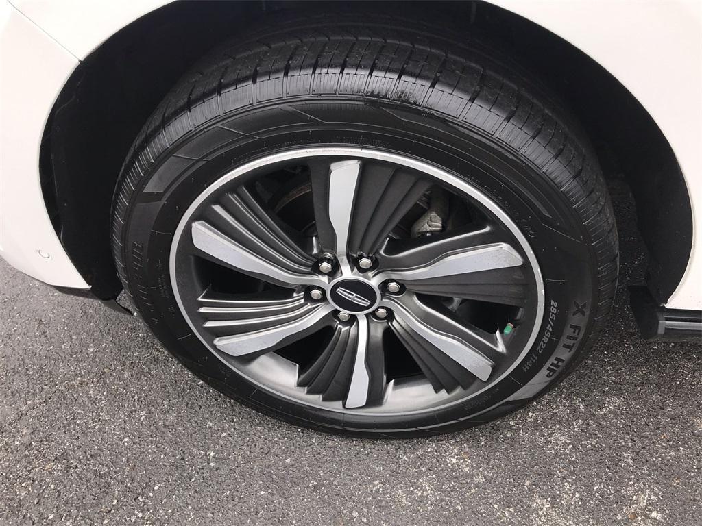 new 2019 Lincoln Navigator L car