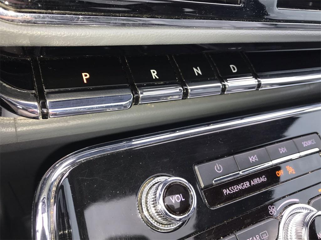 new 2019 Lincoln Navigator L car