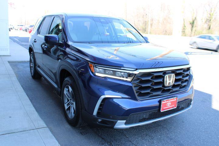 used 2025 Honda Pilot car, priced at $41,969