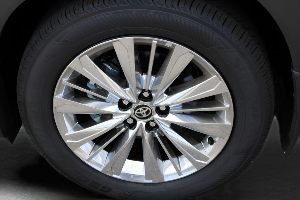 used 2026 Toyota Grand Highlander car, priced at $57,469