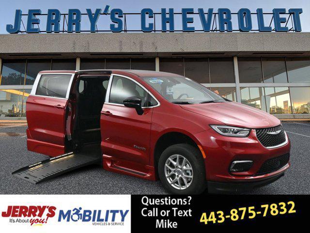 used 2025 Chrysler Pacifica car, priced at $89,990