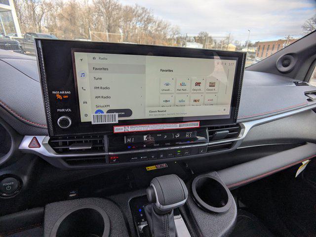 used 2025 Toyota Sienna car