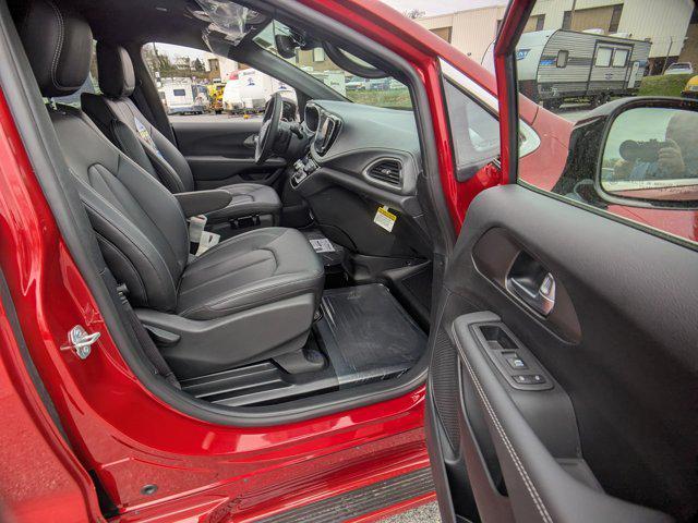 used 2025 Chrysler Pacifica car, priced at $81,440
