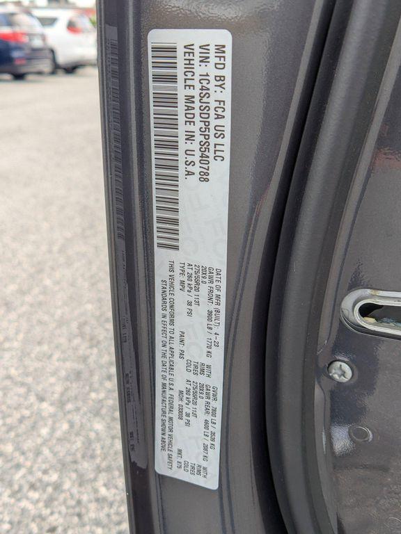 used 2023 Jeep Wagoneer L car, priced at $37,521