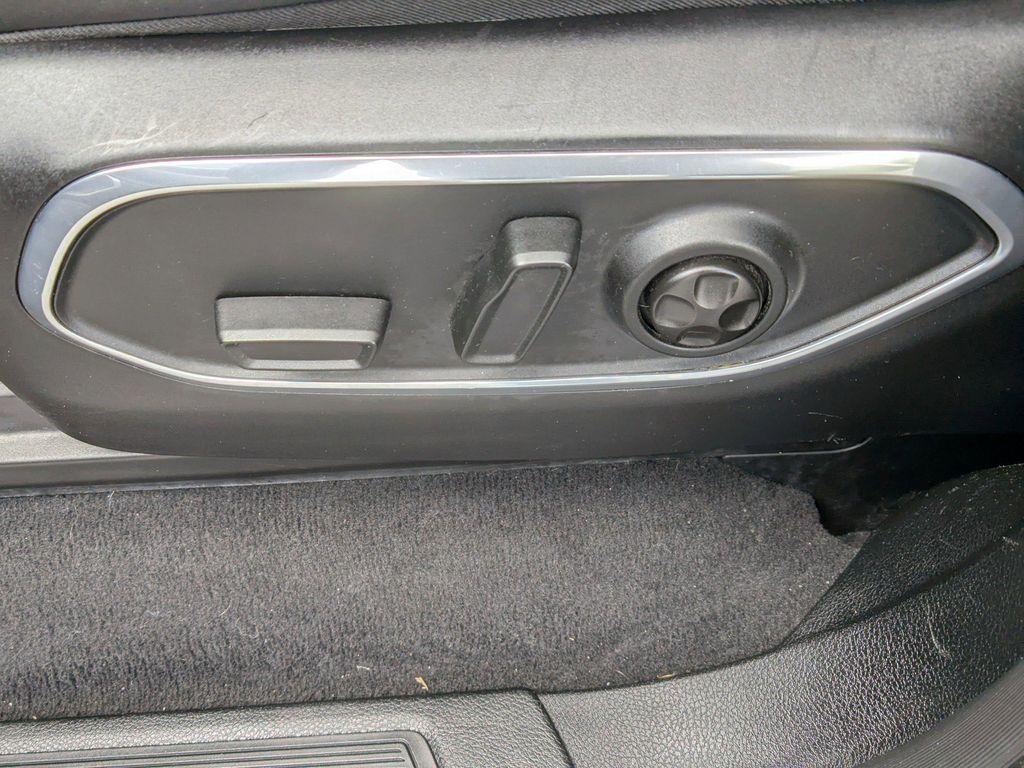 used 2023 Jeep Wagoneer L car, priced at $37,521