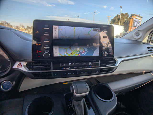 used 2024 Toyota Sienna car