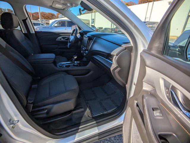 used 2021 Chevrolet Traverse car, priced at $21,556