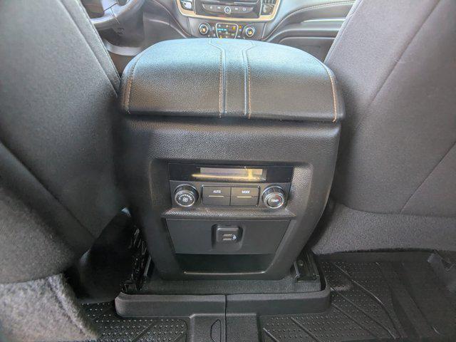 used 2021 Chevrolet Traverse car, priced at $21,556