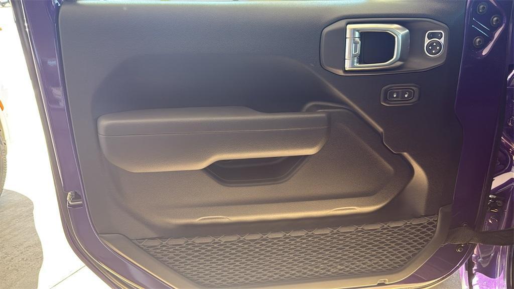 new 2026 Jeep Gladiator car, priced at $46,292