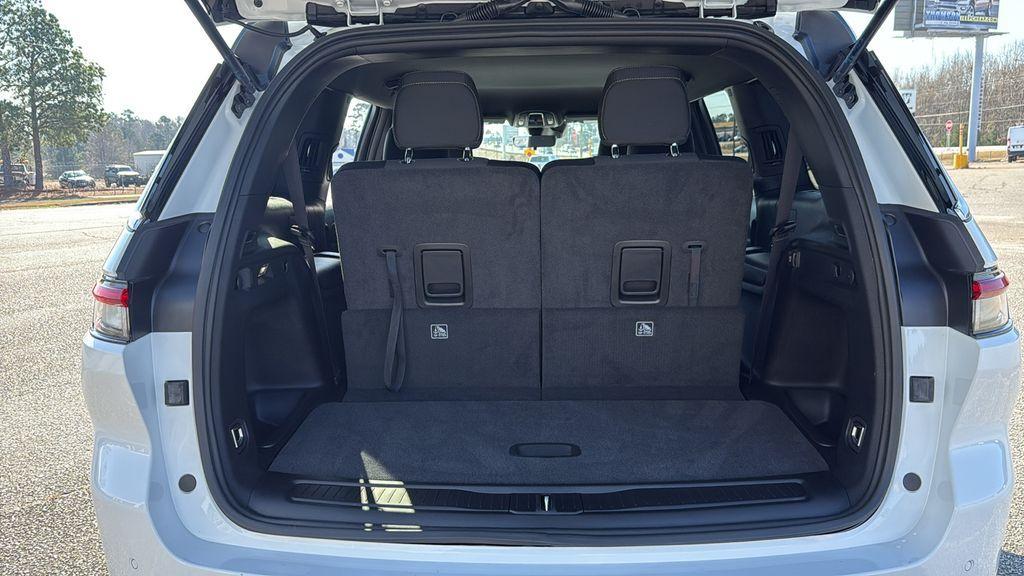 new 2025 Jeep Grand Cherokee L car, priced at $35,772