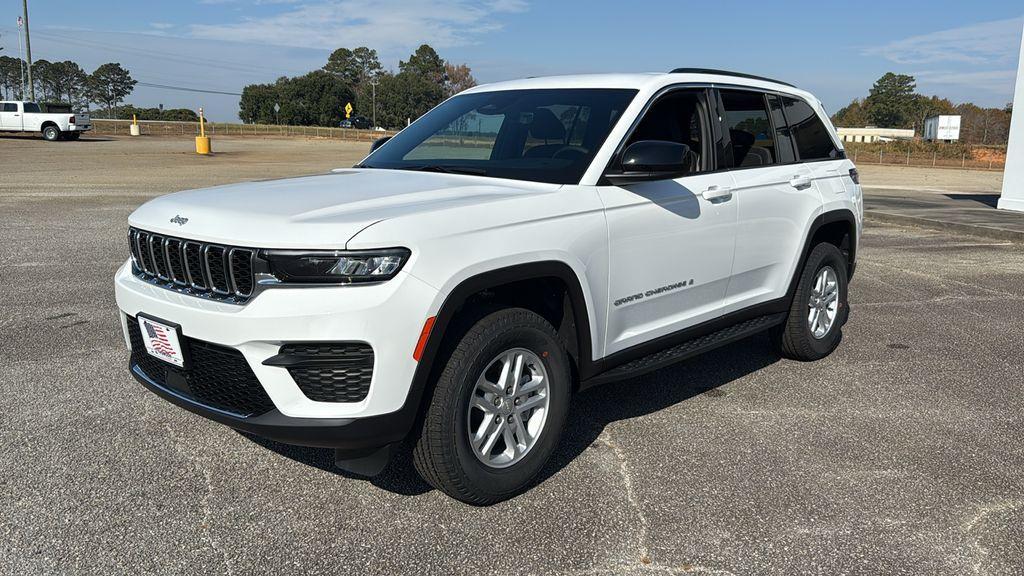 new 2025 Jeep Grand Cherokee car, priced at $36,271