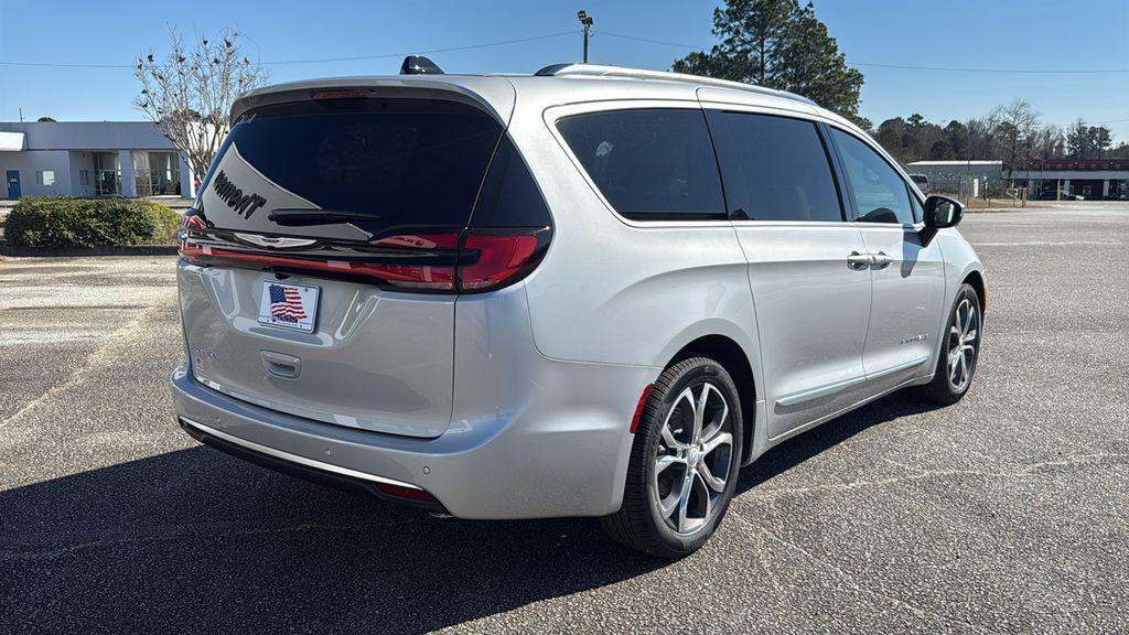 new 2026 Chrysler Pacifica car, priced at $51,951