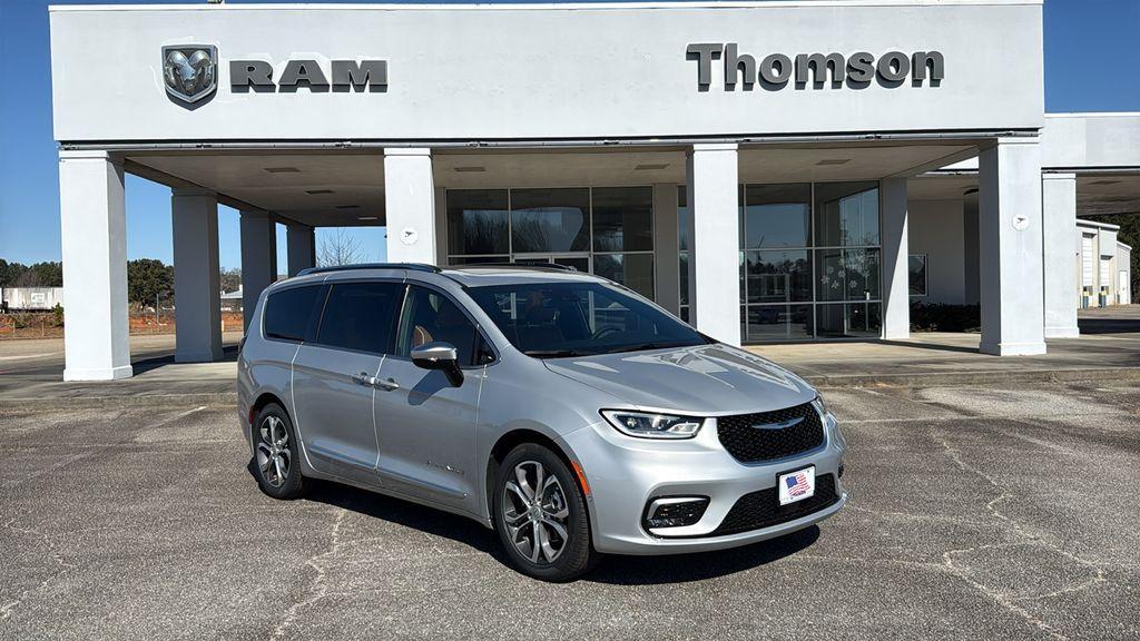 new 2026 Chrysler Pacifica car, priced at $51,951