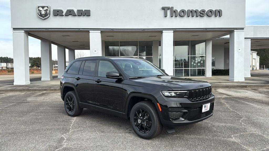 new 2025 Jeep Grand Cherokee car, priced at $37,241