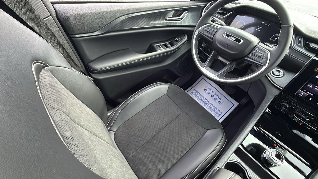 new 2025 Jeep Grand Cherokee car, priced at $37,241