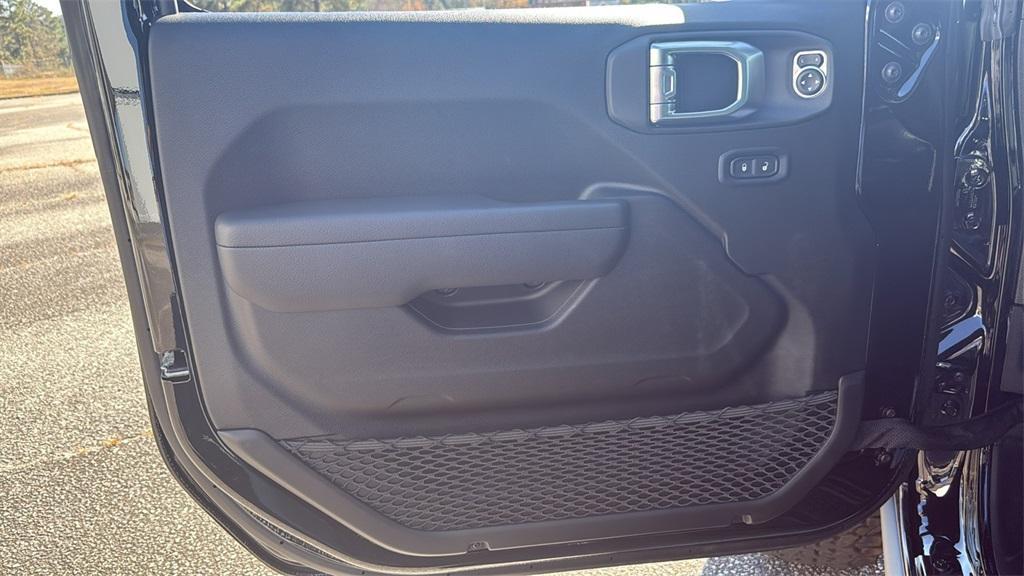 new 2026 Jeep Wrangler car, priced at $49,350