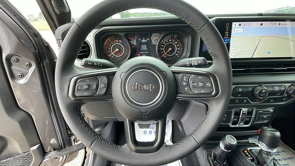 new 2025 Jeep Gladiator car, priced at $39,700
