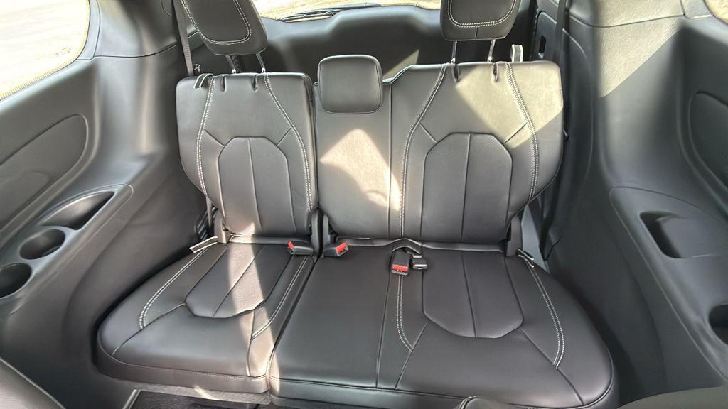 new 2026 Chrysler Pacifica car, priced at $40,272
