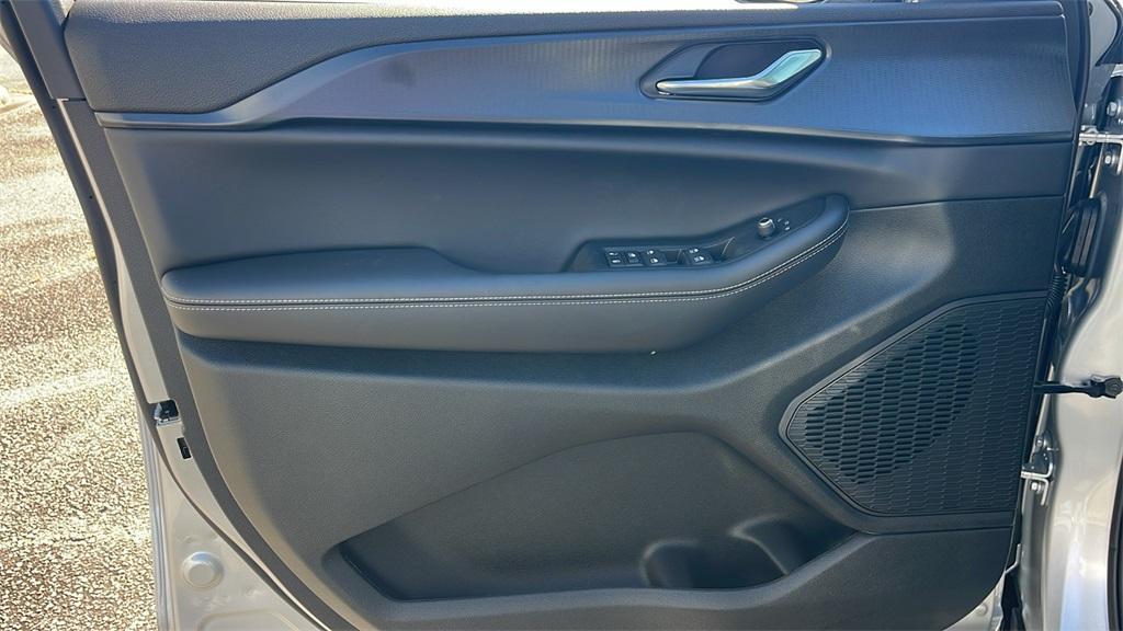 new 2025 Jeep Grand Cherokee L car, priced at $41,191