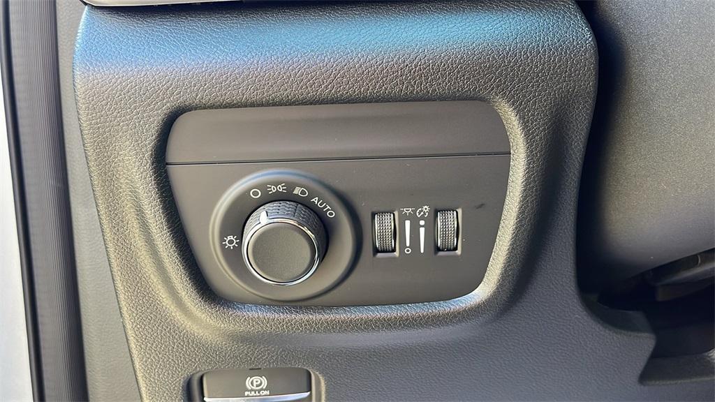 new 2025 Jeep Grand Cherokee L car, priced at $41,191