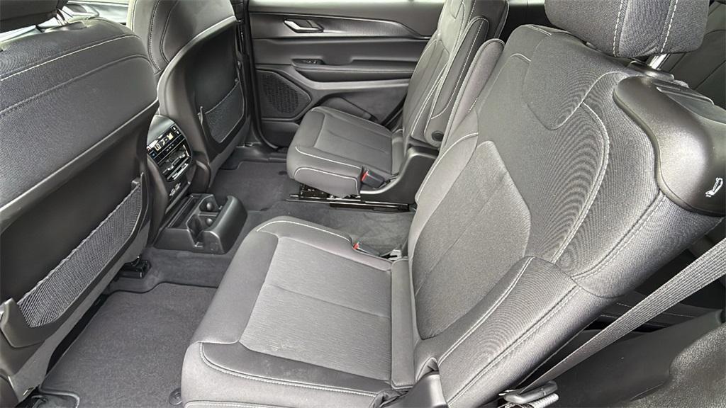 new 2025 Jeep Grand Cherokee L car, priced at $37,300