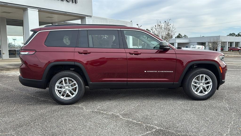 new 2025 Jeep Grand Cherokee L car, priced at $37,300